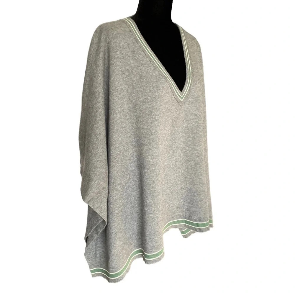 House of Harlow Varsity Shrug Poncho One size